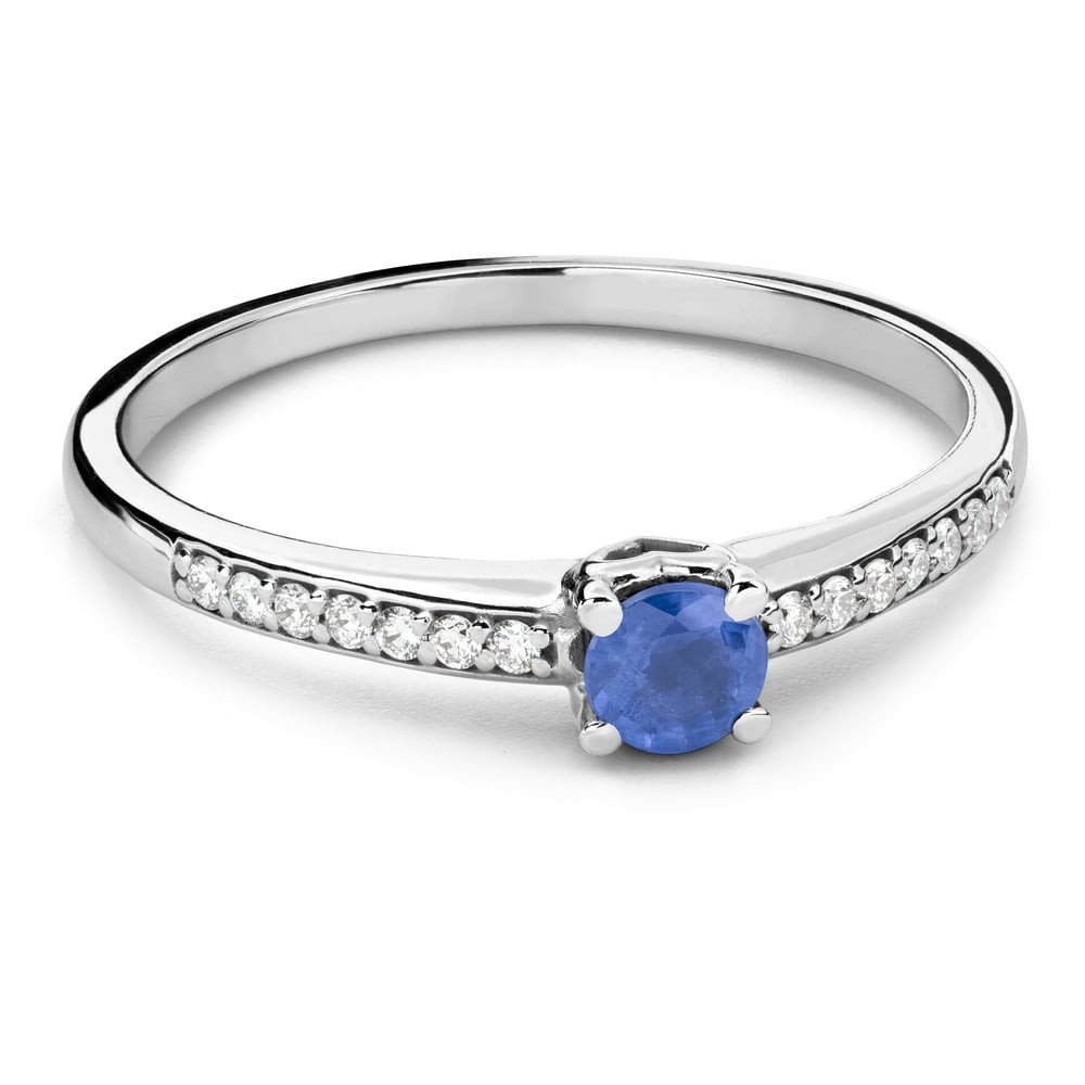Engagement ring with gemstones "Sapphire 25"