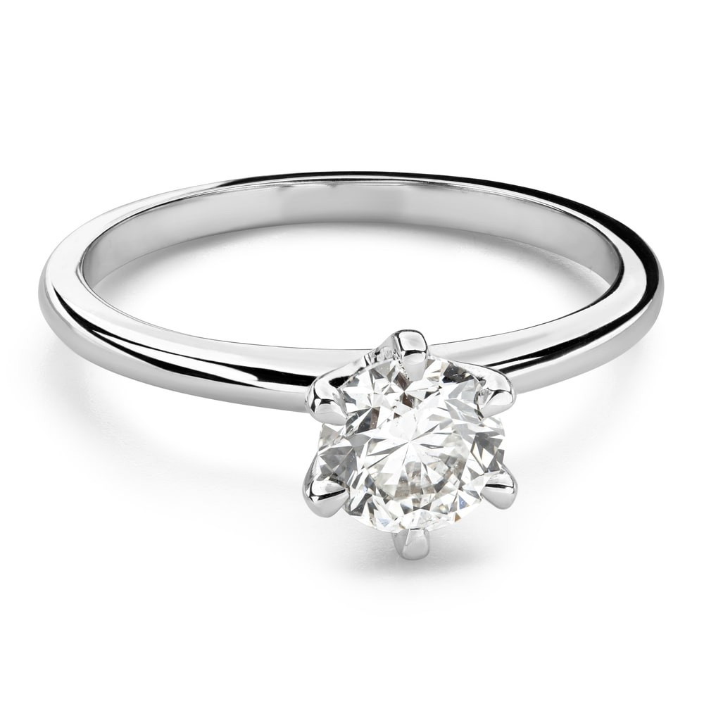 Engagement ring with brilliant "Unforgettable 10"